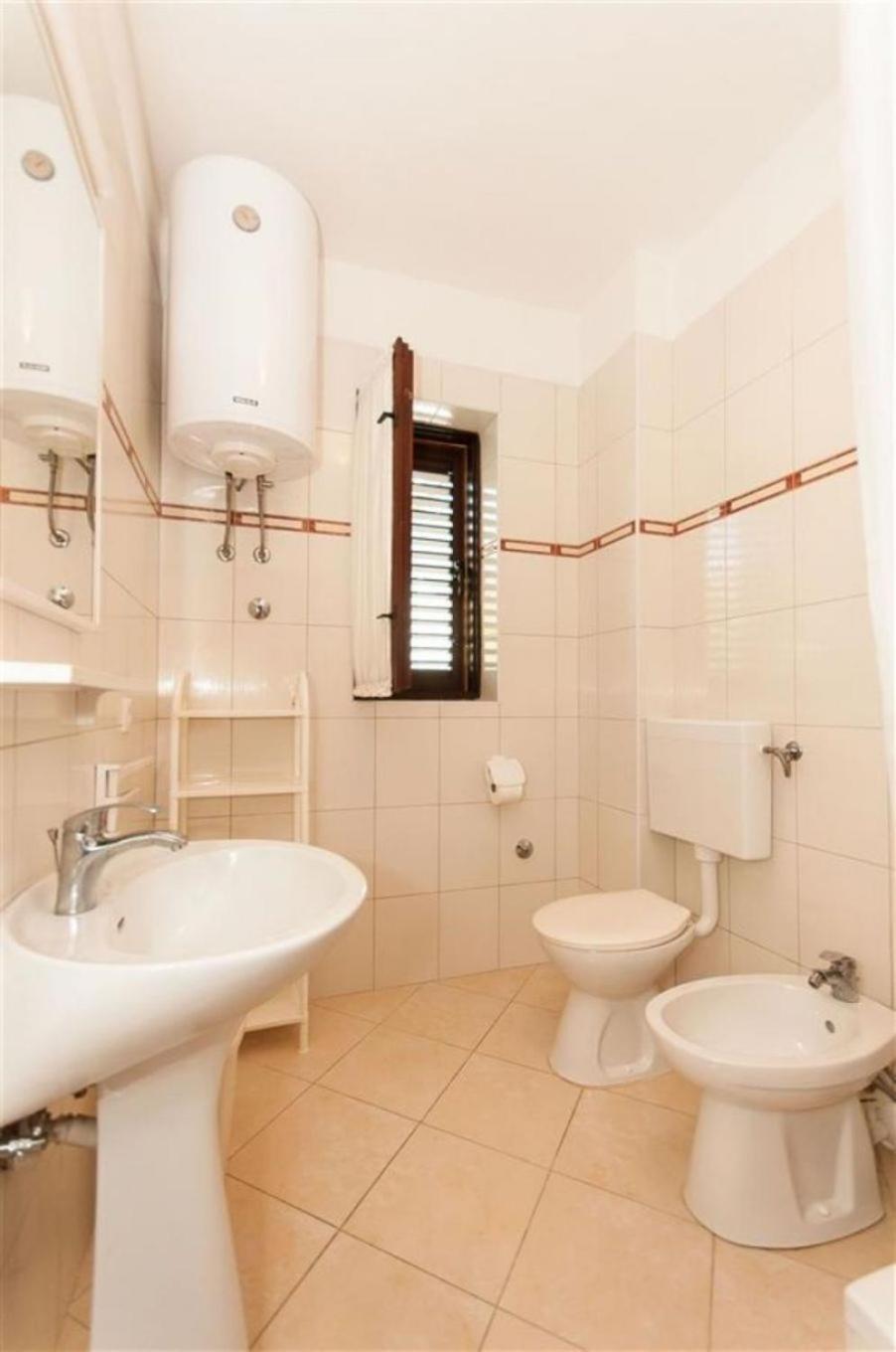 Apartments Mate - Free Parking Pag Town Εξωτερικό φωτογραφία